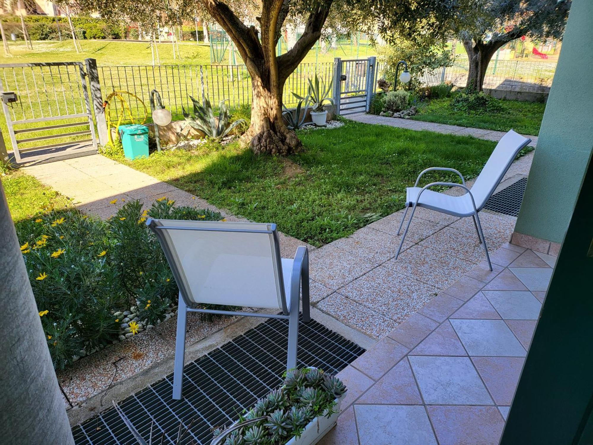 La Casa Sul Parco Lägenhet Valeggio sul Mincio Exteriör bild